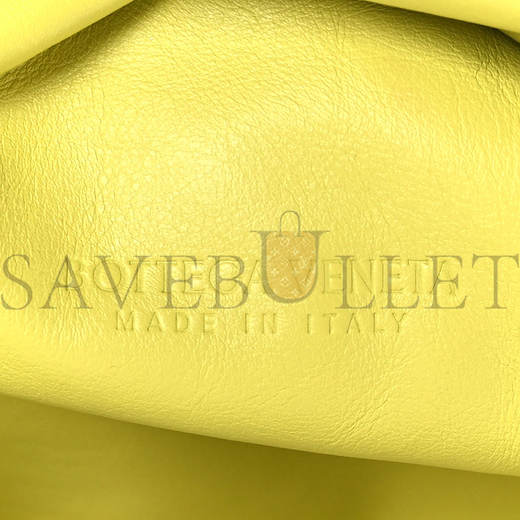 BOTTEGA VENETA SMOOTH BUTTER CALF THE POUCH OVERSIZED CLUTCH SHERBERT (38*24*8cm) BOTTEGA VENETA SMOOTH BUTTER CALF THE POUCH OVERSIZED CLUTCH SHERBERT (38*24*8cm)